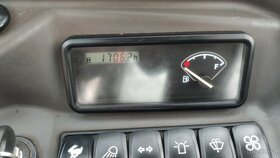 Pásový Minibagr Volvo EC18D - 10