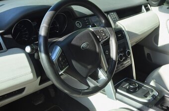 Land Rover Discovery Sport - 10