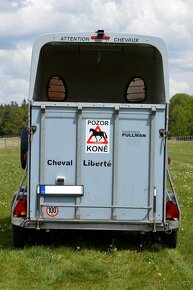 Přepravník pro 2 koně Cheval Liberté - kamerový systém - 10
