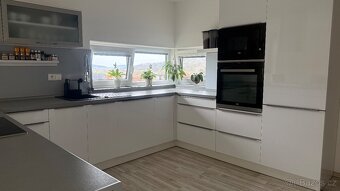 Rodinný dům na Šumavě-Klatovsko - 10