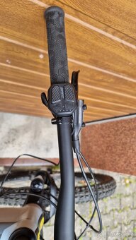 Elektrokolo Giant Fathom E+ Pro 29 (2021) XL – baterie 100% - 10