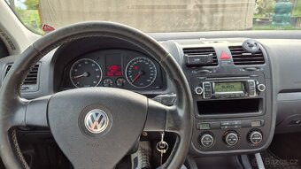 VW Golf V, 1.6 MPI 75kw - 10