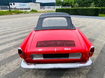 Renault Caravelle 1963 – elegantní francouzský roadster - 10