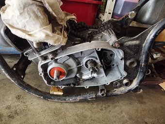 Jawa 350 640 - 10