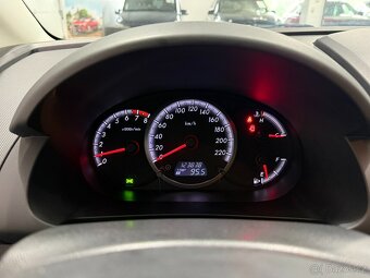 Mazda 5 2,0 i TX PLUS 7 MÍST VÝHŘEV 123.000 km STK 10/27 - 10