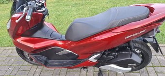 Honda PCX 124 ABS - 10