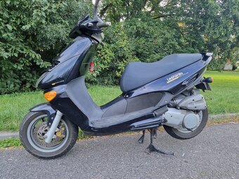 Skútr 125ccm Aprilia Leonardo 9kw 24 500 km - 10