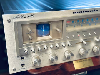MARANTZ 2500 Stereo Receiver - 10