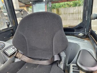 BOBCAT E19 - 10