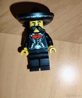 Lego figurky - 10