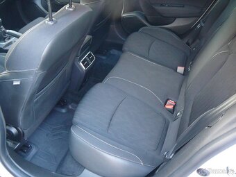 Renault Megane 1.3Tce Limited - 10