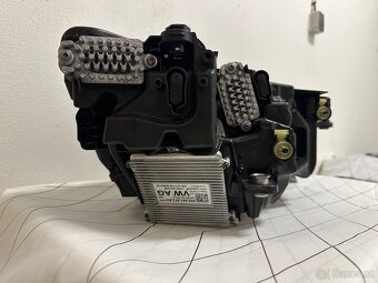 Octavia 4 lift světlo - 10