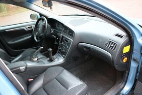 Volvo V70 Bi-Fuel CNG 2005, STK 12/26 - 10