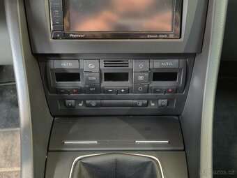 Seat Exeo 2.0TDi , 88 kW nafta, 2011 - 10