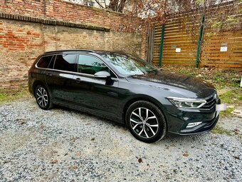 Volkswagen Passat 2.0 TDI 110 kW DSG, top výbava a stav - 10