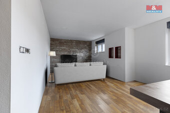 Prodej rodinného domu, 158 m², Tlučná, ul. V Rybníčkách - 10