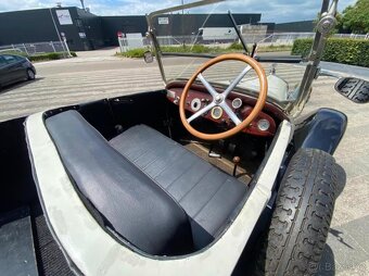 La Licorne V14W4 Cabriolet (1926) - 10