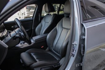 BMW Rad 3 Touring 318d mHEV A/T //AJ NA SPLÁTKY - 10
