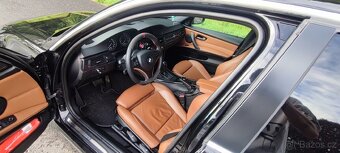 BMW e91 330i top výbava - 10