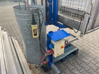 Vertikální stavební výtah Geda 300Z, jeřáb, zvedák s výškou - 10