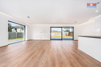 Prodej rodinného domu, 226 m², Jirny, okr. Praha-východ - 10