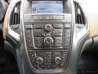 Opel Astra 2.0CDTi , 118 kW nafta, 2011 - 10
