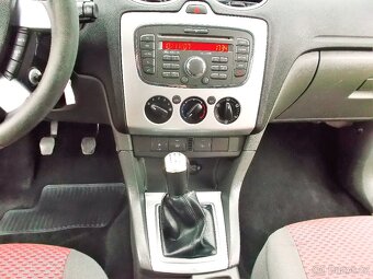 kombi-1.6i-bohatá výbava-tažné-naj.172tis.po 1maj.nová tk - 10