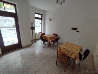 Pronájem nebytových prostor vhodný jako kancelář nebo obchod - 10
