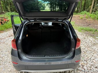 Prodám BMW X1 2.0d rv.2014 xdrive - 10