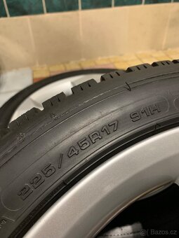 Alu kola Škoda R17 5X112 ZIMNÍ PNEU 225/45 R17 8,5mm - 10