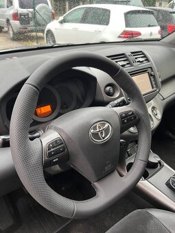Toyota Rav4 D-4D 4x4 = Uzávierka, Top Stav, Bez korozie = - 10