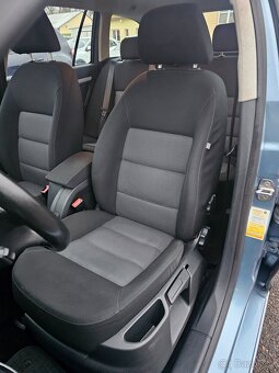 ŠKODA OCTAVIA 1.9 TDI 77kW AMBIENTE,VÝHŘEVY,NAVI,SENZORY - 10