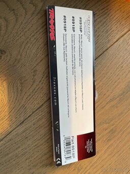 Traxxas Maxx karosérie - 10