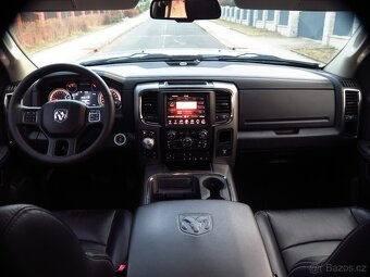 Dodge Ram, 5.7 HEMI V8 - LIFT - RAM BOX - 10
