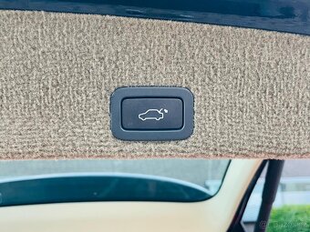 Volvo XC60 2.4 D5 AUTOMAT KAMERA GEARTRONIC VÝHŘEV SERVISKA - 10