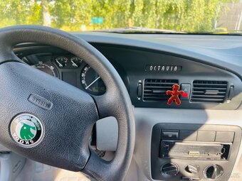 Škoda Octavia - 2003 - 86 075 km - 10