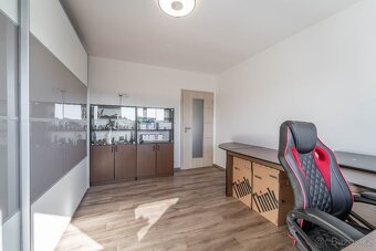 Prodej RD 261 m2, pozemek 1215 m2 v obci Tmaň - 10