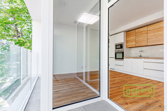 Pronájem moderního bytu 2+kk, 48 m² - 10