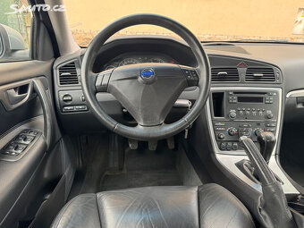 Volvo S60, 2.4D,PRAVIDELNÝ SERVIS,MANUÁL - 10