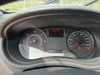 Renault Clio 1,5 dCI - 10