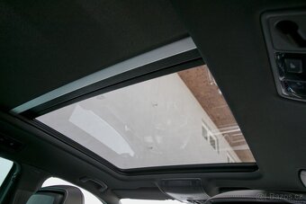 VW Passat B8, 140kw, automat, R-line packet, tažné... - 10
