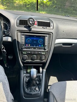 Škoda Octavia 2 RS 2.0 TFSI - 10