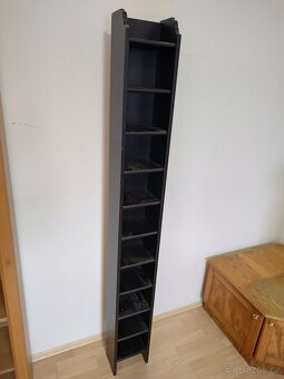 IKEA SKŘÍŇKA SKŘÍŇ CHODBA LOŽNICE KOUPELNA + 2x IKEA POLICE - 10
