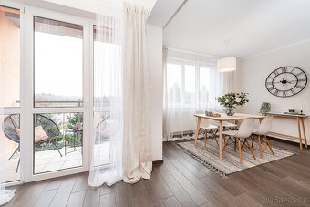 Atypický mezonetový 3+kk s výhledem, 62 m2, Hostivice - 10