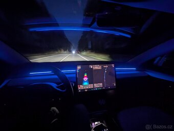 Tesla Model 3 2021 LR Bílý interiér - 10