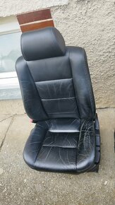 Prodám kožené sedacky BMW e34 kombi - 10