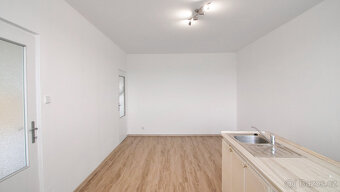 Prodej bytu 3+1 72 m² Na Jihu, Jičín - Nové Město - 10