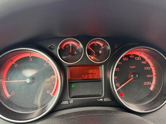 Peugeot 308 1.6 HDI 66kw 2010 bez DPf - 10