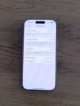 Apple iPhone 16 Pro - 10