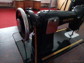 MINERVA (typ 122) – šicí stroj - 10